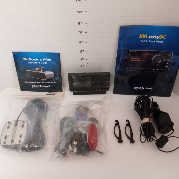 SiriusXM radio XM Onyx radio and vehicle kit - Picture 5 of 8